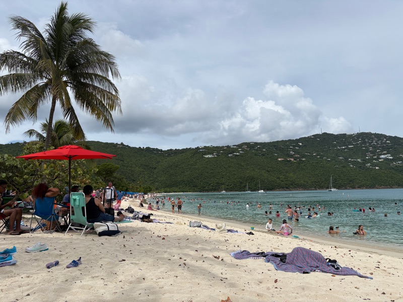 Magen's Bay Beach