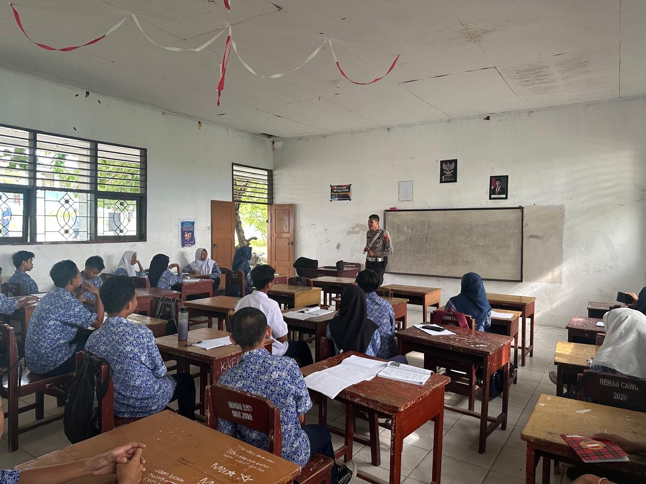 Polres Sigi Gelar : "Police Go To School"