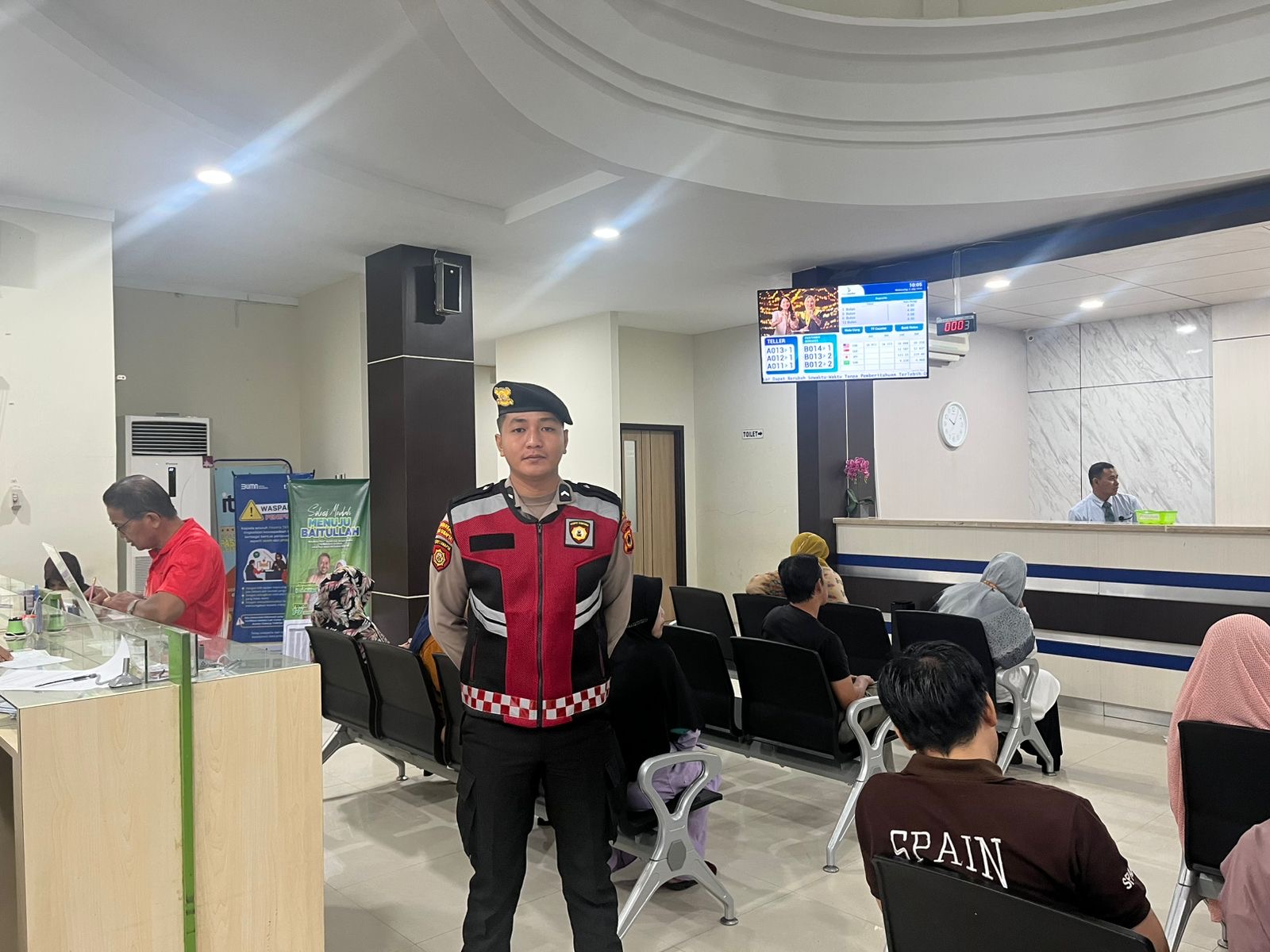 Sat Samapta Polres Wajo Perkuat Pengamanan di Sejumlah Bank