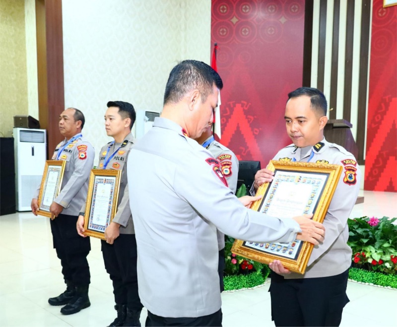 SEKSI KEUANGAN POLRES WAJO RAIH PENGHARGAAN KAPOLRI ATAS PENGELOLAHAN KEUANGAN TERBAIK
