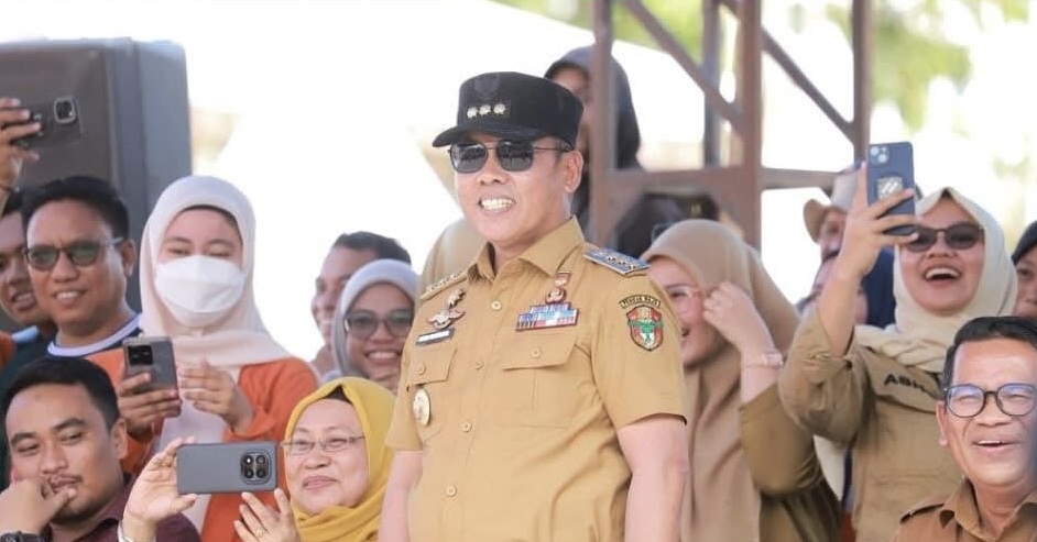 Semarak Kemerdekaan, Bupati Wajo Lepas Lomba Gerak Jalan Pelajar Tingkat SMP/SMA