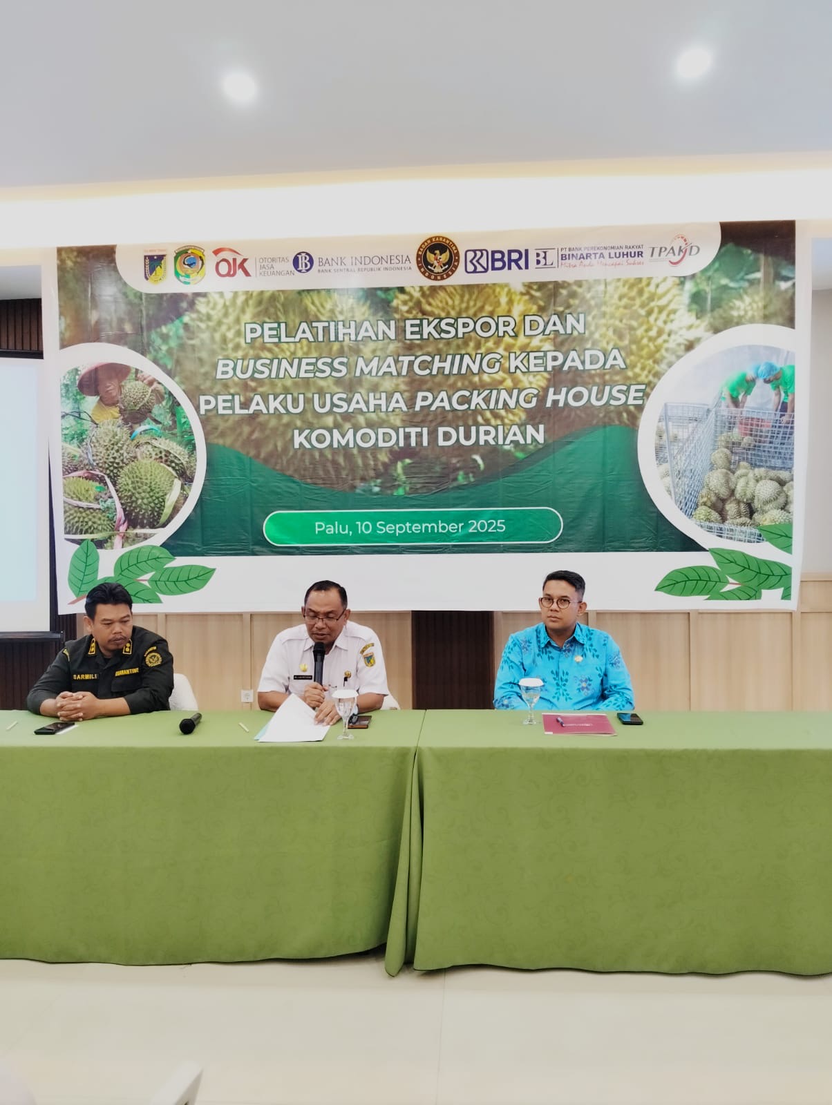 Penyakit Bangkalan Ancaman Serius Durian Sulteng.