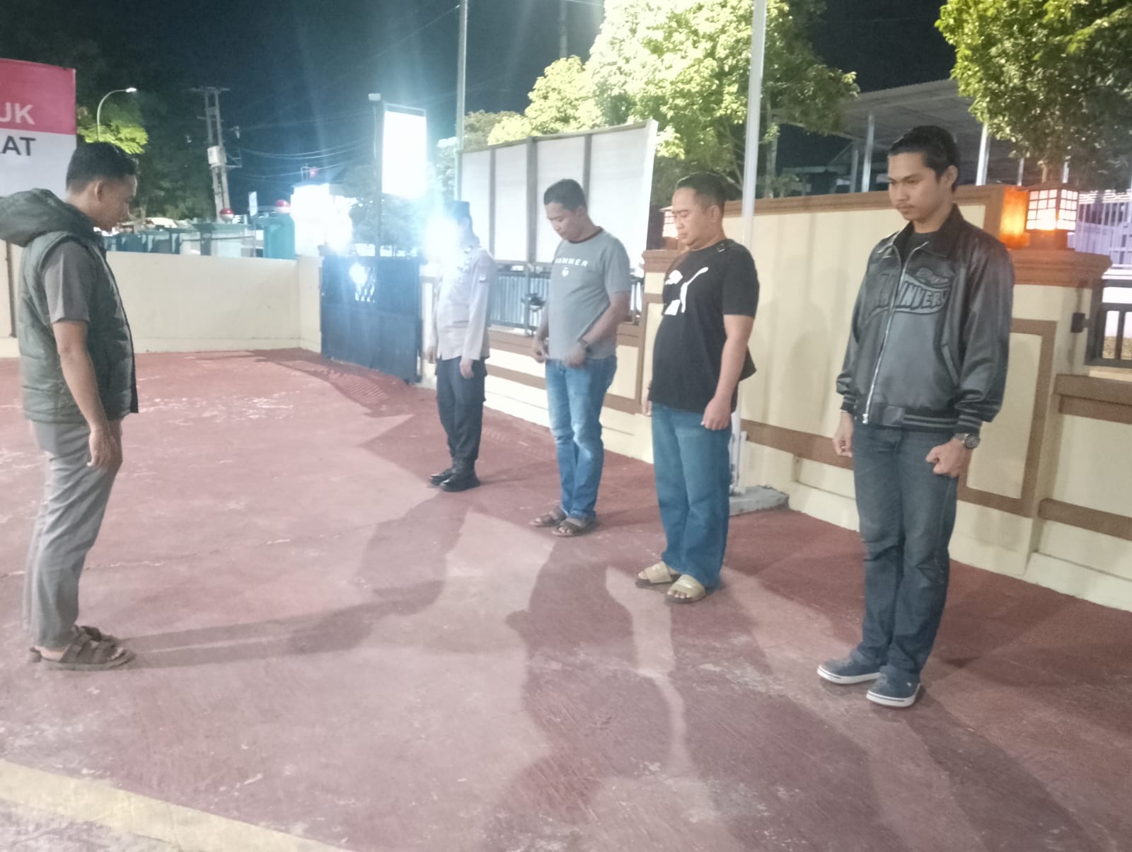 Kapolsek Tempe Tegaskan Komitmen Ciptakan Rasa Aman Melalui Patroli Biru