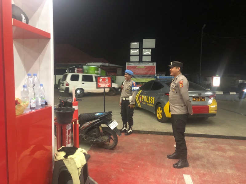 Antisipasi Gangguan Kamtibmas, Polsek Sabbangparu Intensifkan Patroli Malam