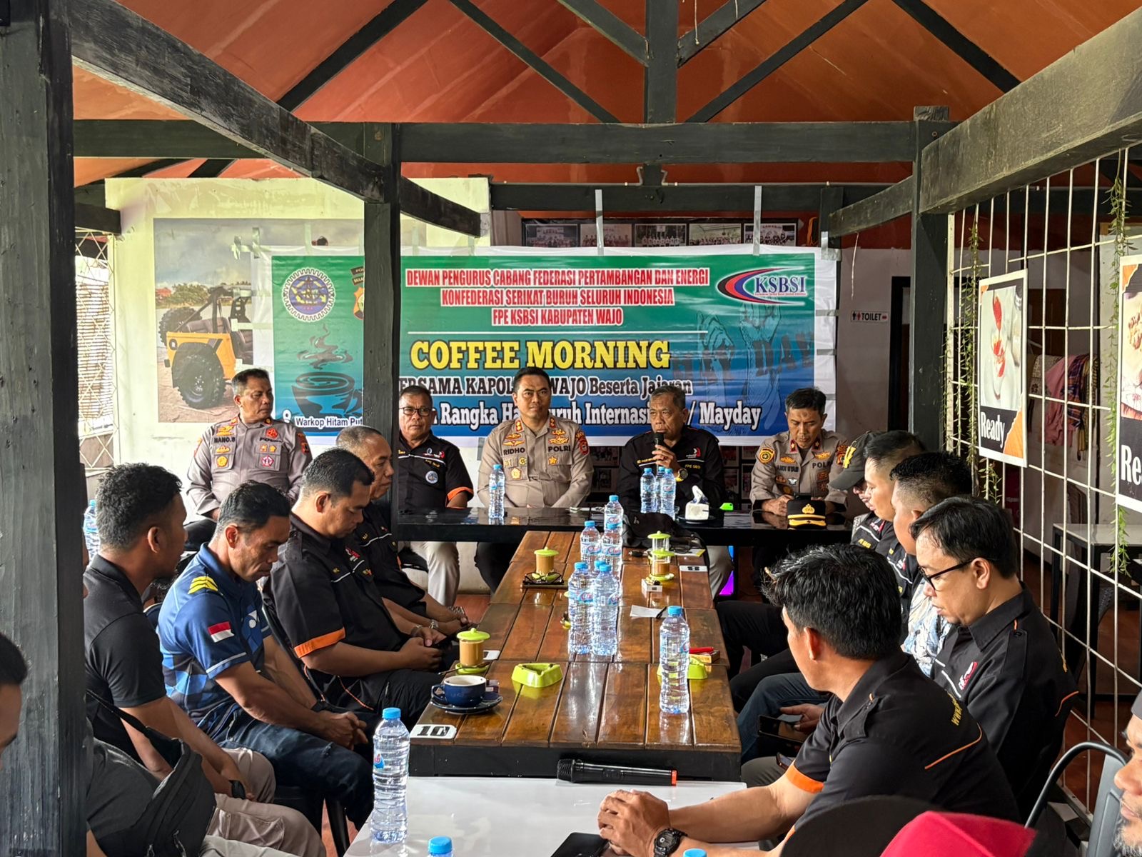 Polres Wajo dan KSBSI Gelar Coffee Morning Peringati May Day, Perkuat Sinergi Jaga Stabilitas Daerah