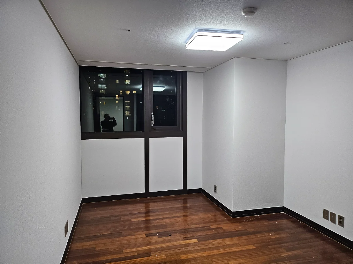 부천시 범박동 아파트 18평 도배 시공 후기｜곰팡이 제거·시공 과정 총정리 (완벽 가이드)