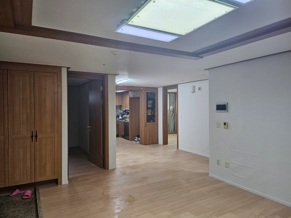 부천시 소사동 LH 24평 도배 시공 후기｜시공 결과·비용 비교 결과 공개 (실전 팁)