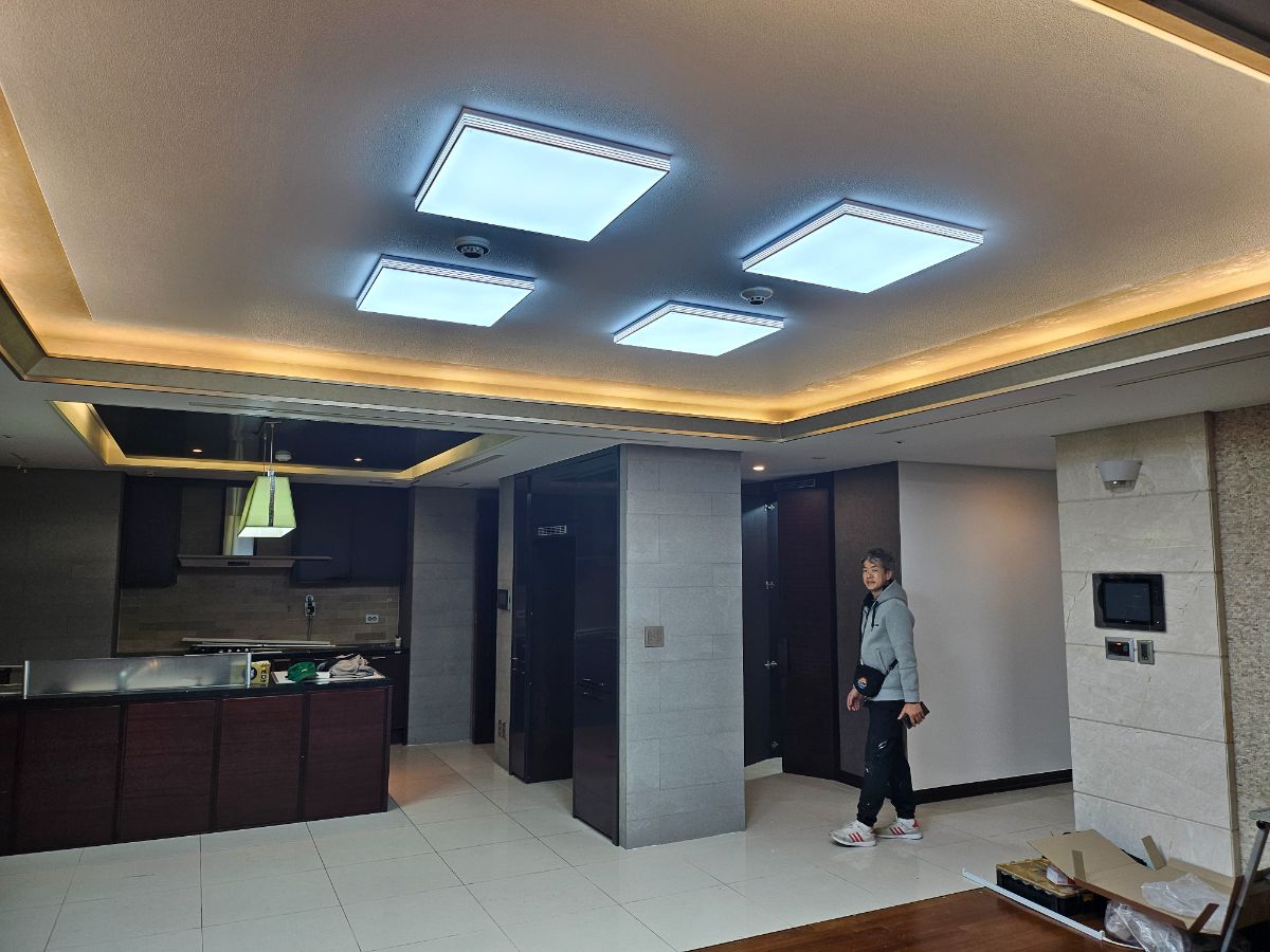 송도 자이 하버뷰 아파트 도배시공 후기 — 밝고 고급스러운 공간으로 재탄생한 거주형 홈스타일링