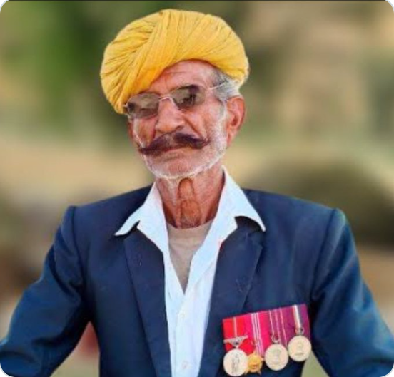 भारत-पाकिस्तान के बीच 1971 का युद्ध में लोंगेवाला के हीरो भैरों सिंह राठौड़ का निधन, 81 साल की उम्र में ली आखिरी सांस