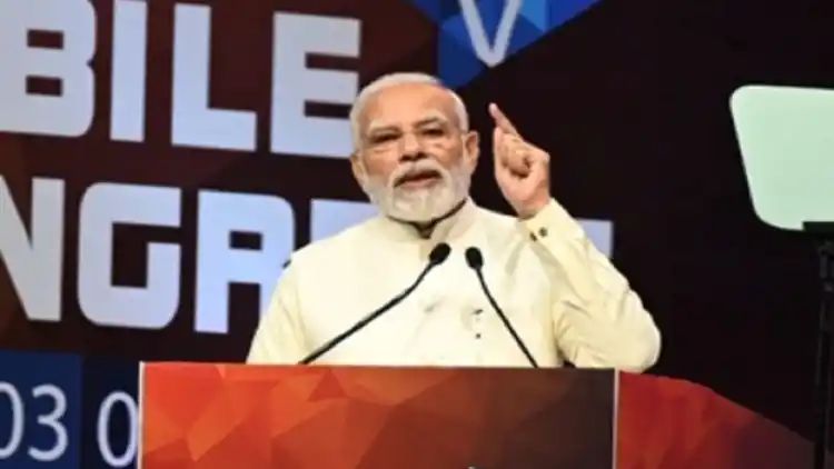 नई दिल्ली : : देश में 5G सर्विस की शुरुआत, PM मोदी बोले- भारत ने रचा नया इतिहास यह दशक नहीं शताब्दी का युग है
