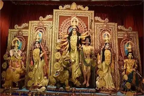 सुलतानपुरः दिव्यता और भव्यता के लिये मशहूर है दुर्गापूजा, देखने देशभर से आते हैं लोग