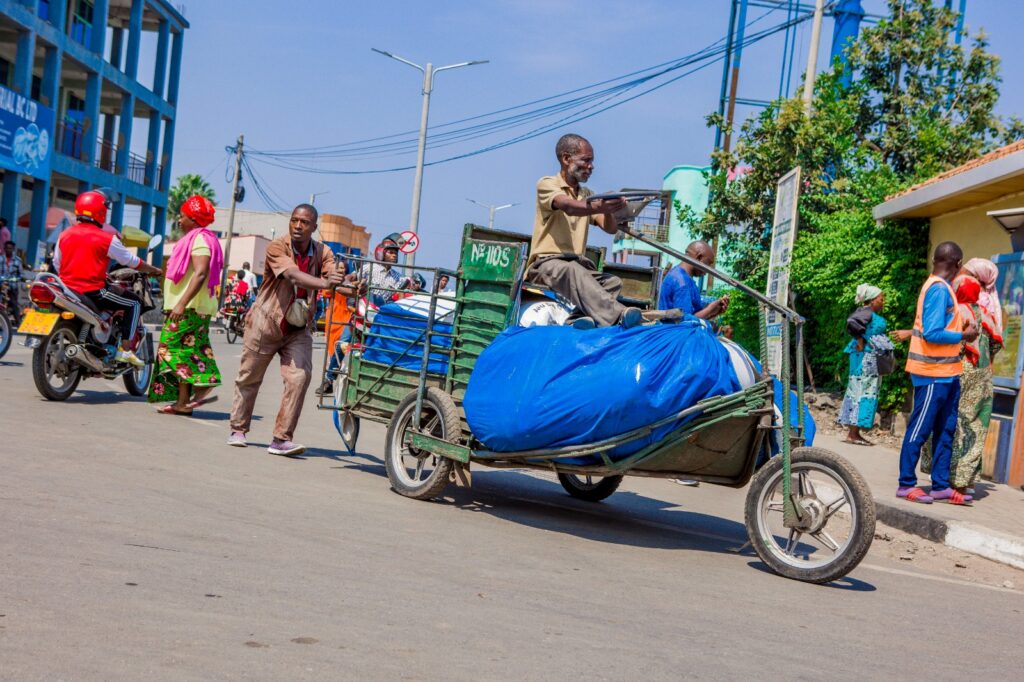 Rubavu: Abafite ubumuga bakora ubucuruzi bwambukiranya imipaka barasingiza ibikorwaremezo bagejejweho