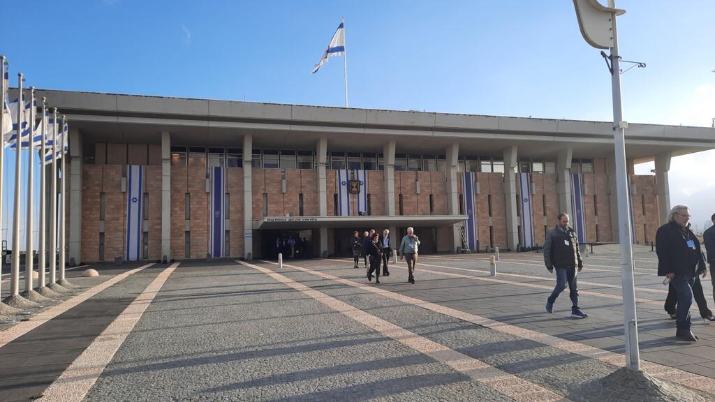 Published from Blogger Prime Android App