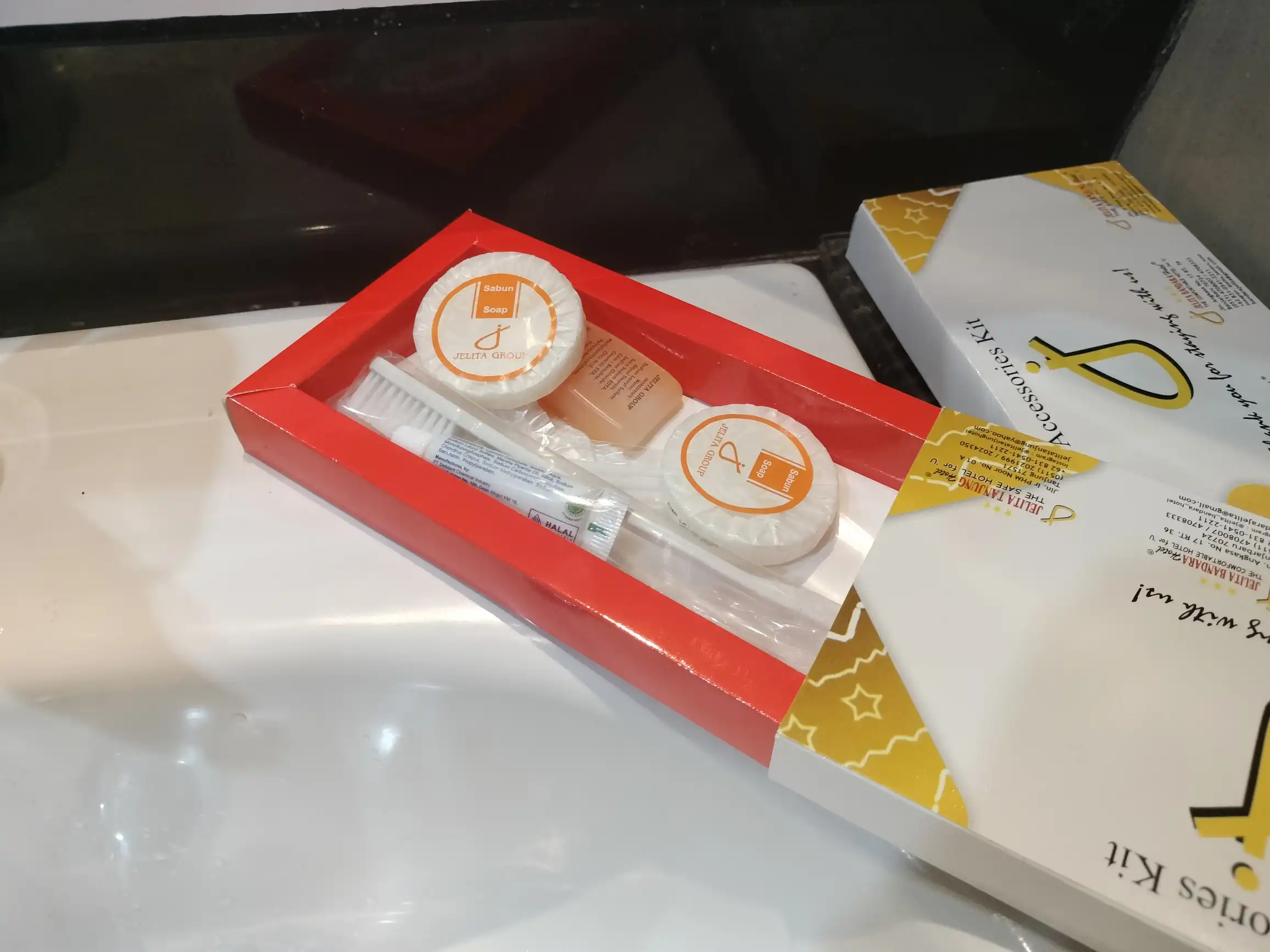 amenities royal jelita hotel