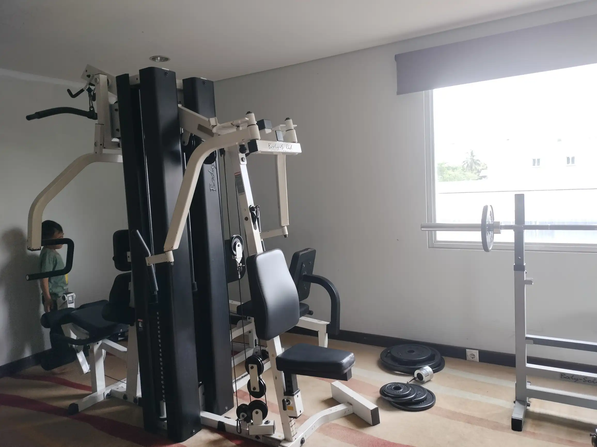 gym royal jelita hotel