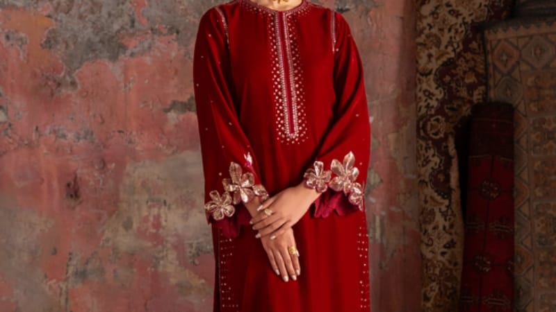 Stitched Online Dresses – Buzzazi Pakistan
