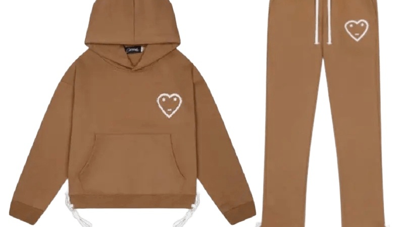 Carsicko Tracksuit: The Streetwear Statement