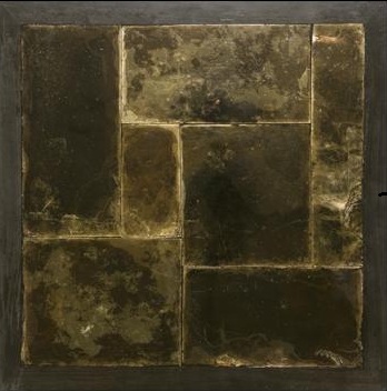 A richly layered mica surface composed in an Opus format, designed to read as one continuous mineral field. Supplied by De Ferranti as pre-assembled modules for seamless installation, with a deeper 5mm build for tabletops and furniture applications.