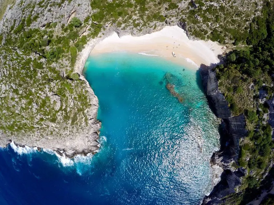 South Tour - Riviera: Crystal Waters, Boat Tours & Nightlife - Gallery Image 2