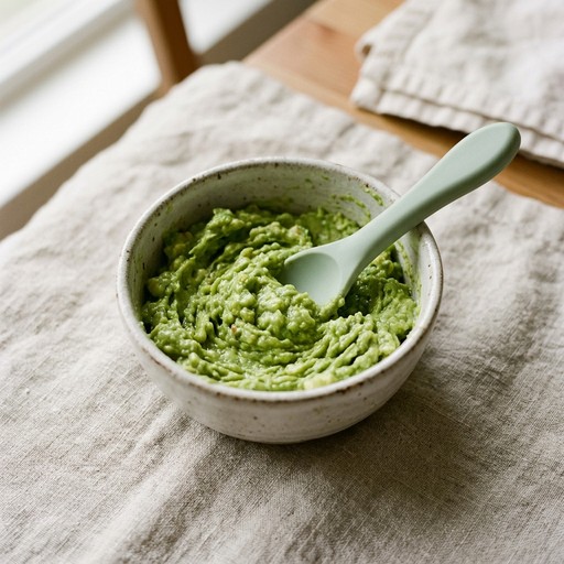 أفوكادو مهروس — baby-led weaning recipe for 6+ months