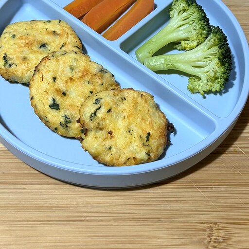 Air Fryer Salmon Cakes — baby-led weaning recipe served for a 9-month-old baby