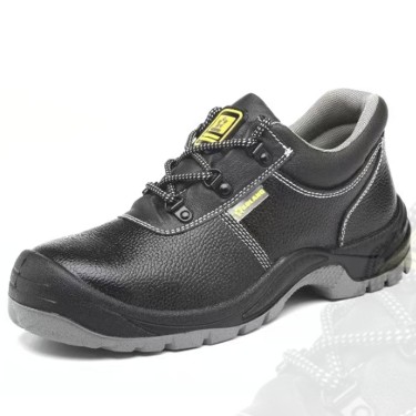 Safety boots