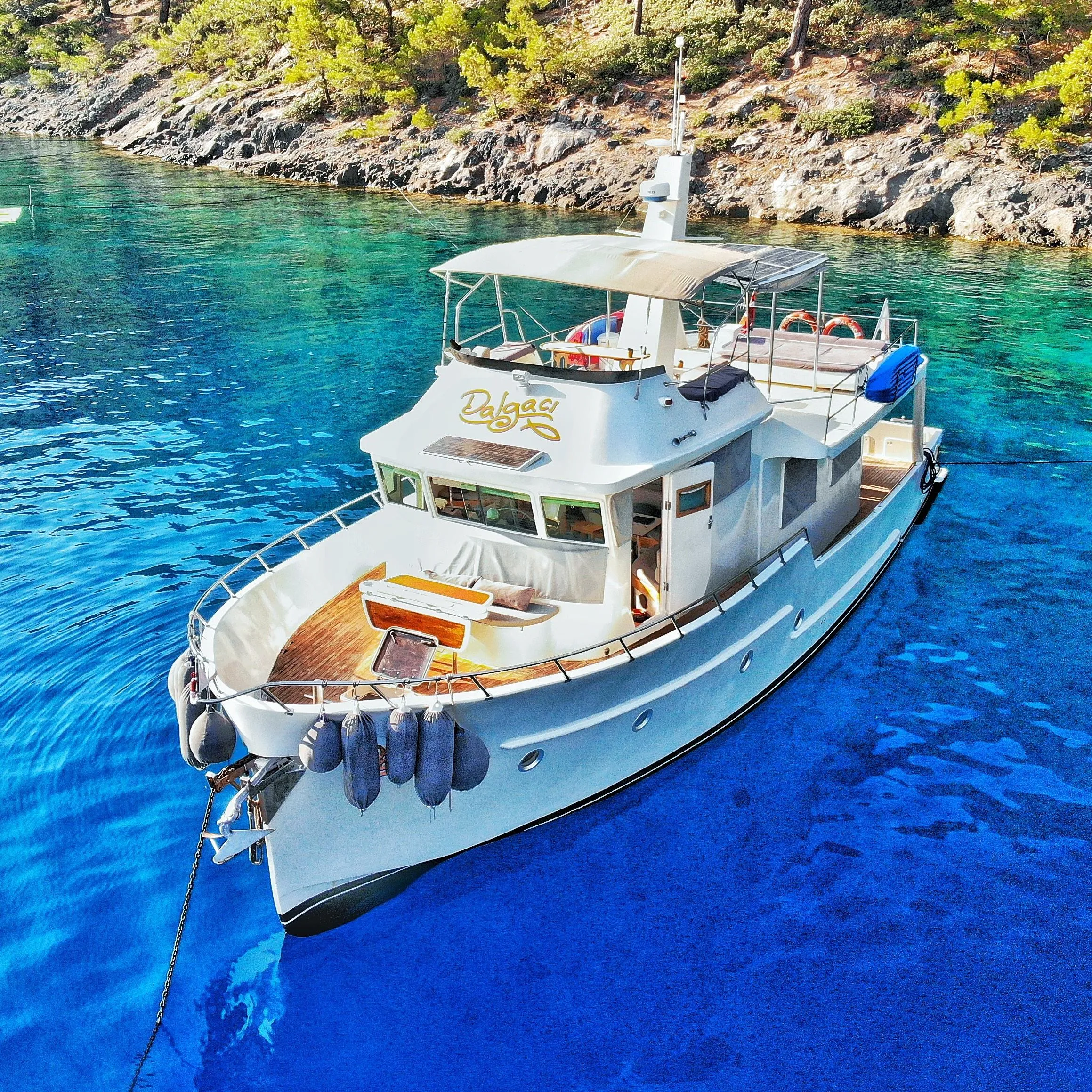 Арендуйте 16м Trawler 24 в Гёчек