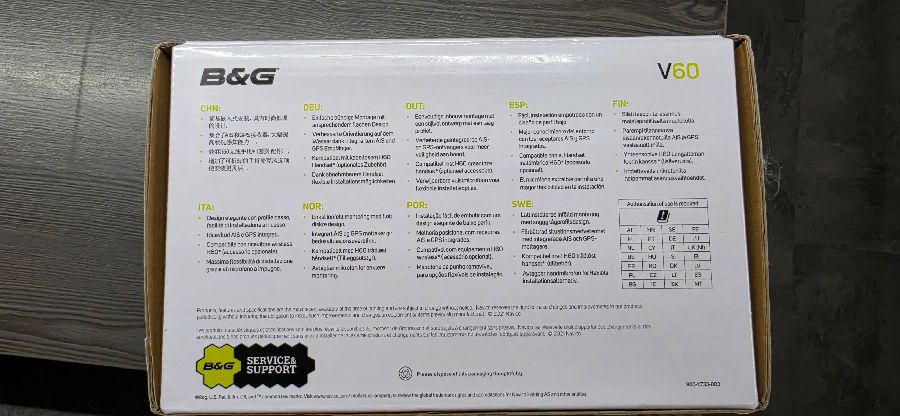 B&G Radio V60 with Handset H60 — photo 2