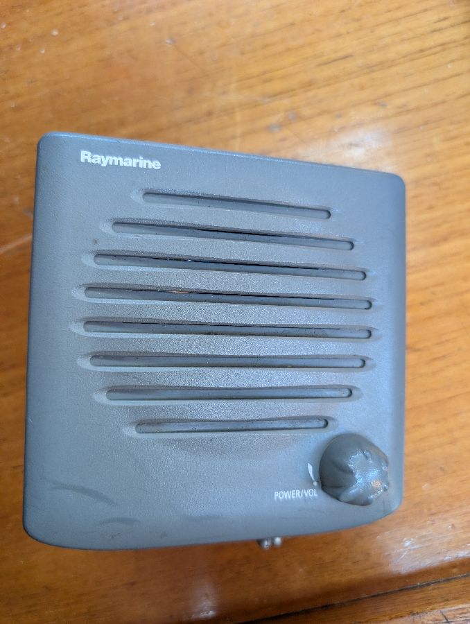 Raymarine RAY240E ACTIVE SPEAKER