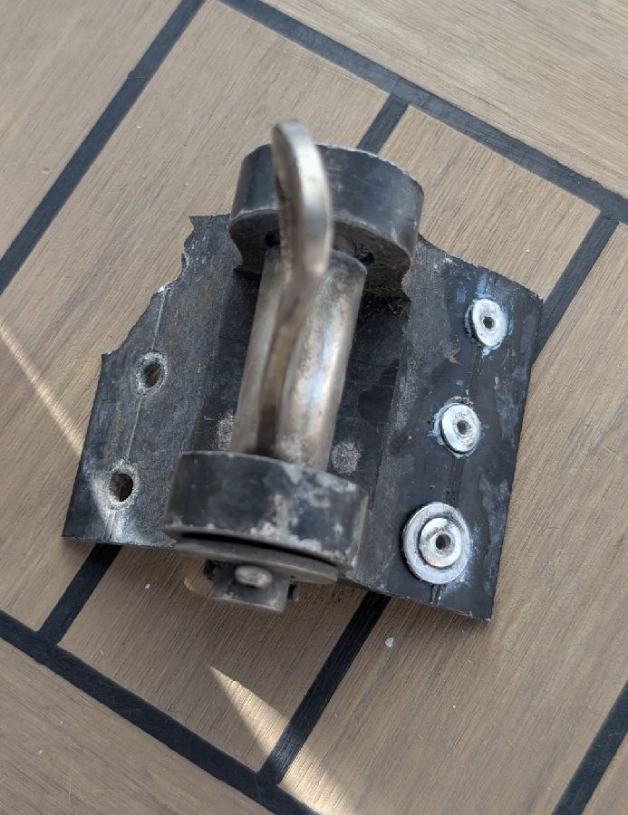 WANTED: Boom vang fitting — photo 3