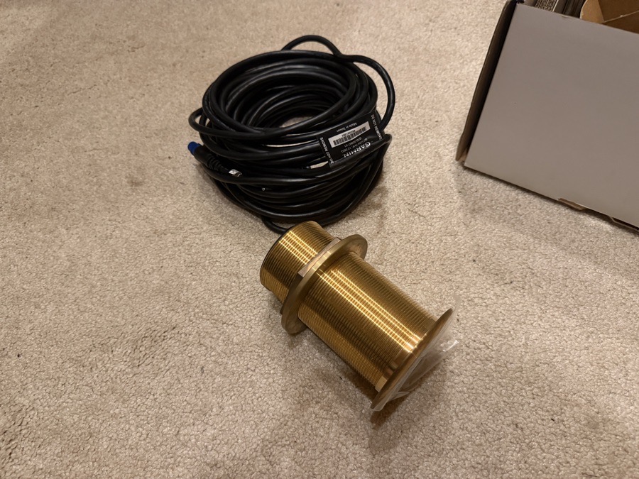 Garmin thru-hull transducer — photo 2