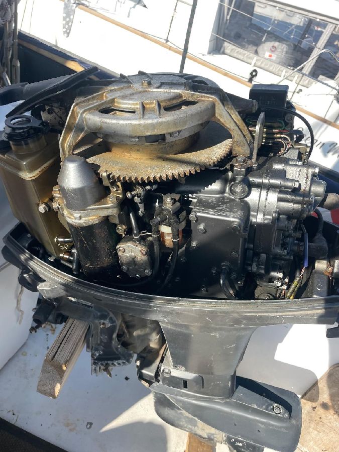 Mariner 40 hp Outboard — photo 3