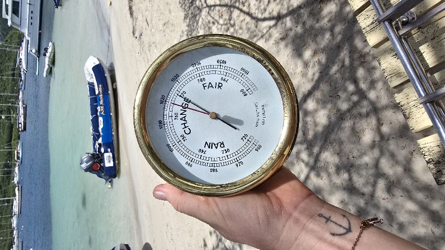 Klassische Barometer "Uhr"