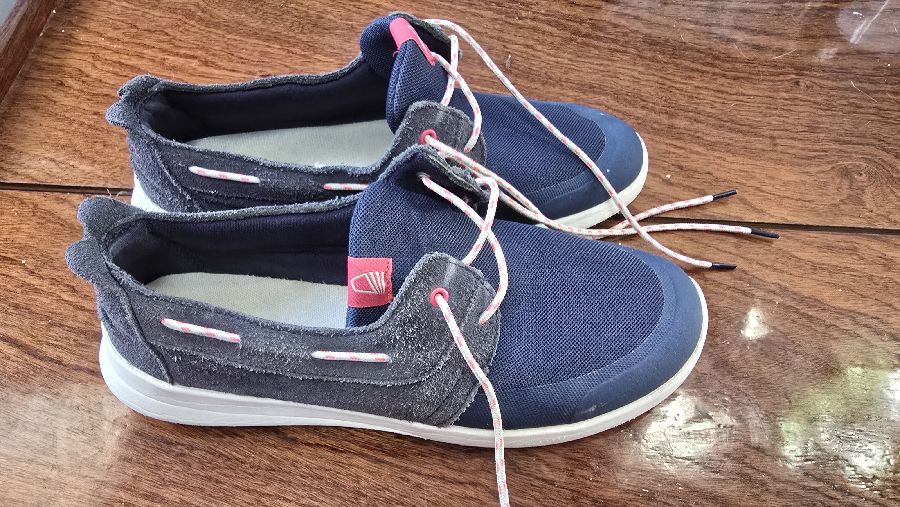 Segelschuhe mit heller Sohle & Grip Gr. 40 Tribord Damen