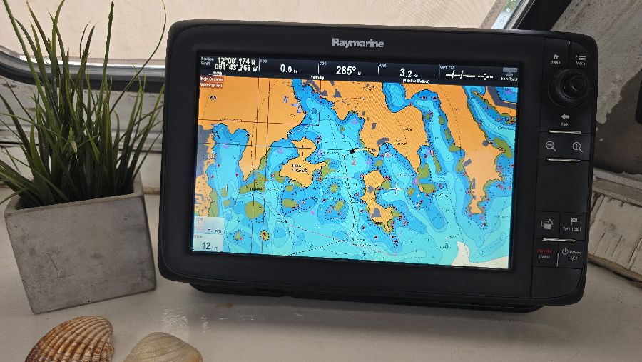 Raymarine c127 Chartplotter & Fishfinder Kartenplotter