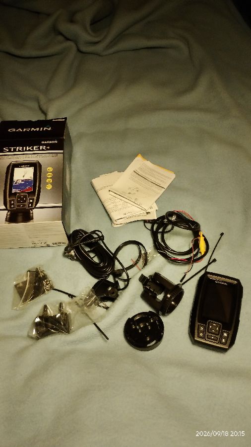 Garmin Striker 4