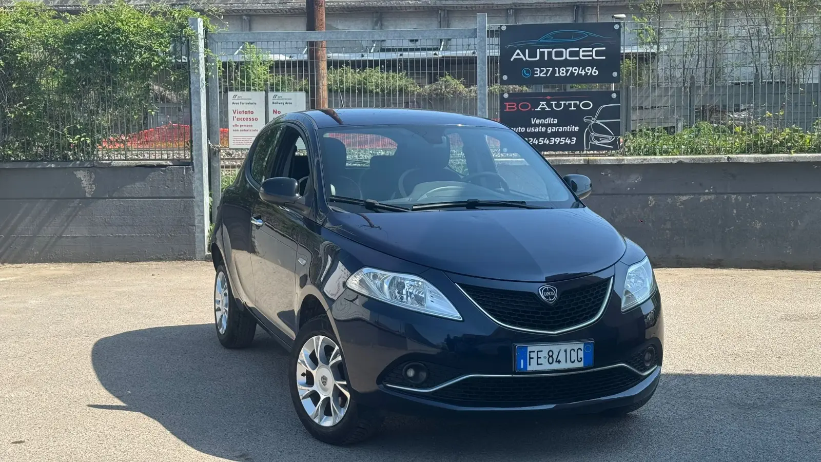 Lancia Ypsilon - Foto 1