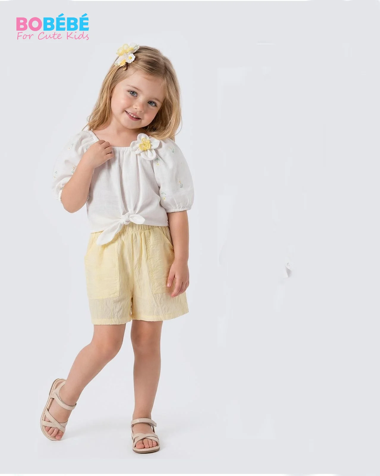 Ensemble été fille 2-5 Ans – Blouse écru nouée + short jaune pastel