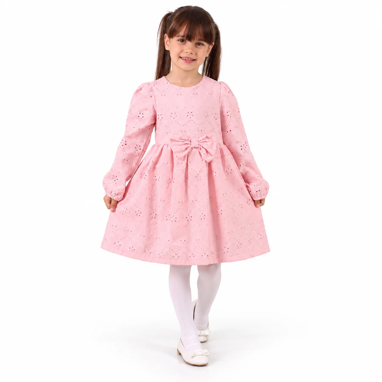 Robe Fille Brodée avec Nœud – 3 Couleurs