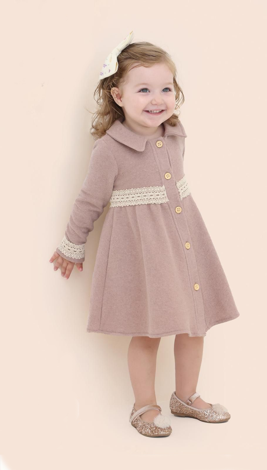 Robe Élégance Douce avec Dentelle