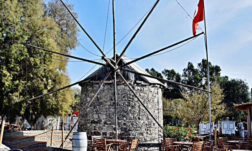 Bodrum’un Modern Yüzü: Yalıkavak’ta Lüks ve Doğal Yaşam Rehberi görseli