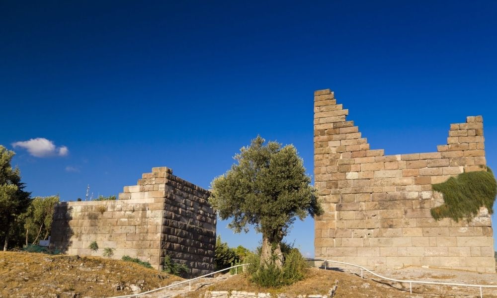 Bodrum Myndos Kapısı antik taş yapı ve kuleler
