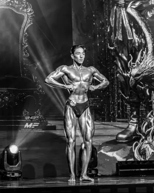 Profile photo of bodybuilder Ahn Yoon-ho