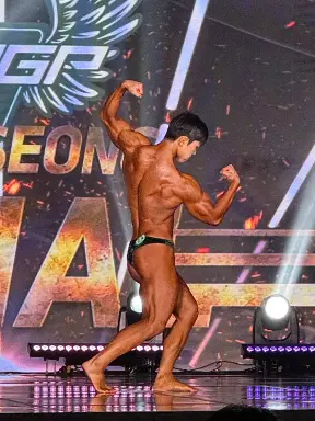 Profile photo of bodybuilder Park Jun-hyung