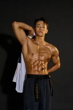 Profile photo of bodybuilder Won Jong-chan
