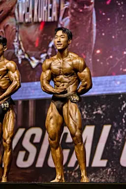Profile photo of bodybuilder Lee Kyung-jun