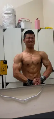 Profile photo of bodybuilder Park Ji-hoon