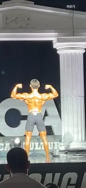 Profile photo of bodybuilder Park Seong-hoon