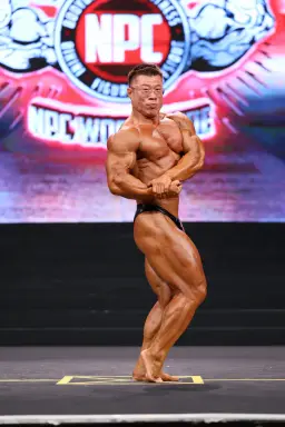 Profile photo of bodybuilder Shin Joo-hwan