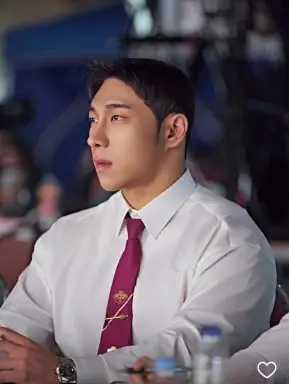 Profile photo of bodybuilder Jang Dong-yeop
